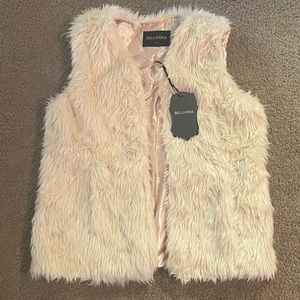 Bellivera White Fur Vest w/ Pockets- Size Large